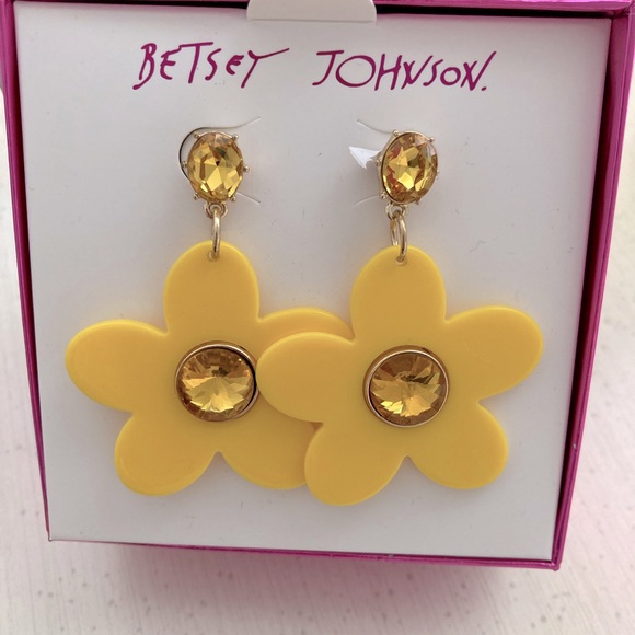 CUTE FLORAL Betsey Johnson YELLOW PETAL Crystal DANGLY Earrings - Picture 1 of 4